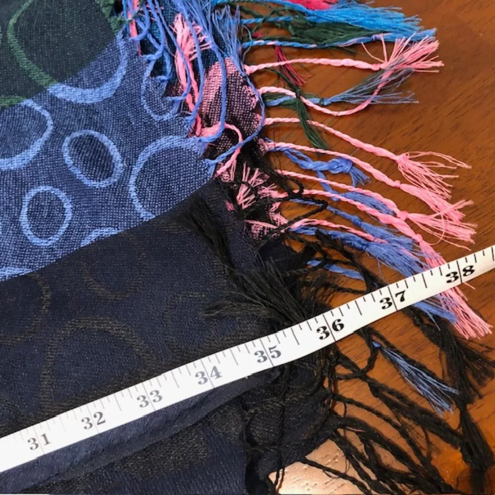 Multicolor Geometric Print Wrap Scarf.